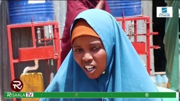 Haweenka  ku nool xeryaha dadka barakacay oo bahi u qaba helida agabka la isticmalo xilliga Caadada.