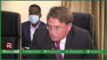 Midowga Yurub oo farriin hanjabaad ah u diray hoggaamiyeyaasha Soomaalida.