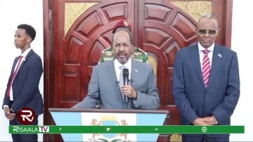 Madaxweyne Xasan Sheekh Qalbiga aan ka midowno Qalbiga aan ka hashiino, Quluubtee…….