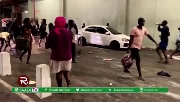 Soomaali bilaawday inay cabsi ammaan uga soo cararaan dalka Koonfur Afrika & qorsho Cusub oO ….